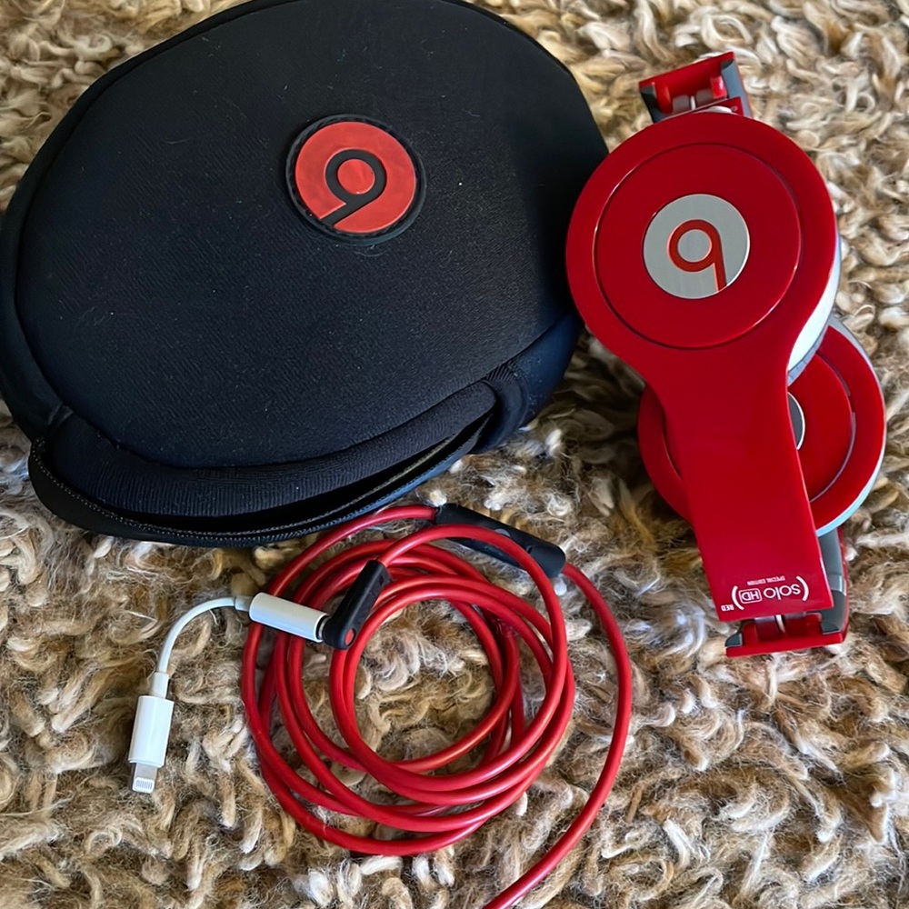 Dre Beats (Red)